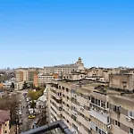 Onyx 57 - Beautiful 2 Bedrooms Cathedral View - Luxury - Free Parking Апартаменти *