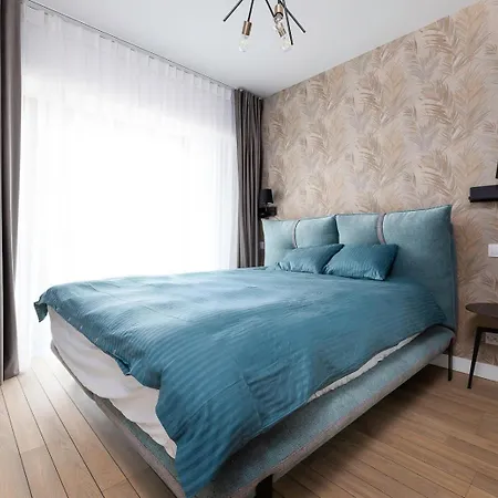 דירה Onyx 57 - Luxurious 10th Floor Cathedral View Balcony 2br 2ba 100m From Marriott בוקרשט