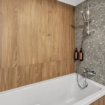 Onyx 57 - Beautiful 2 Bedrooms Cathedral View - Luxury - Free Parking Appartamento *