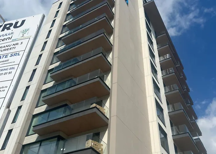 Onyx 57 - Luxurious 10th Floor Cathedral View Balcony 2br 2ba 100m From Marriott