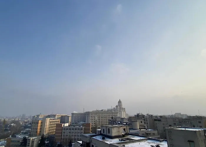 Onyx 57 - Luxurious 10th Floor Cathedral View Balcony 2br 2ba 100m From Marriott * ブカレスト