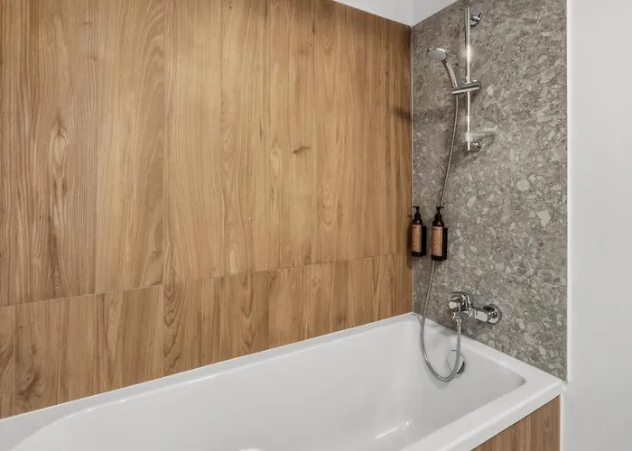 Onyx 57 - Beautiful 2 Bedrooms Cathedral View - Luxury - Free Parking Appartement *