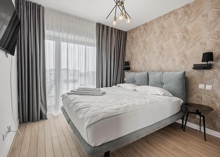 Onyx 57 - Beautiful 2 Bedrooms Cathedral View - Luxury - Free Parking Bucarest