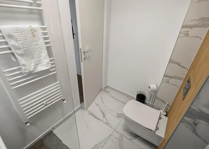 Onyx 57 - Beautiful 2 Bedrooms Cathedral View - Luxury - Free Parking Apartment Bukarest